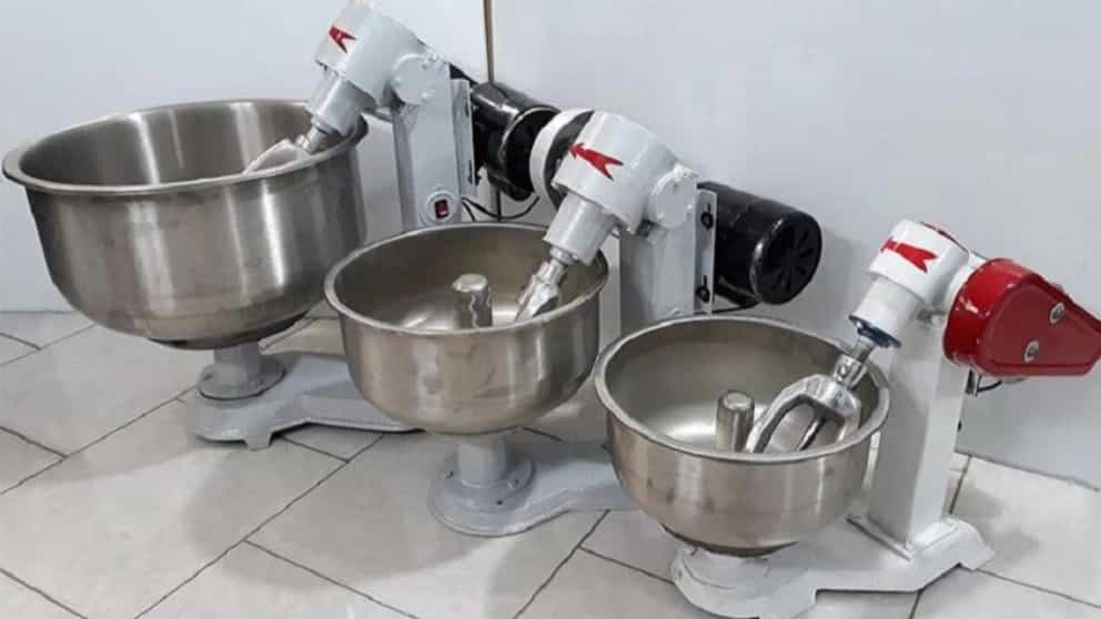 Types of kneading machines
